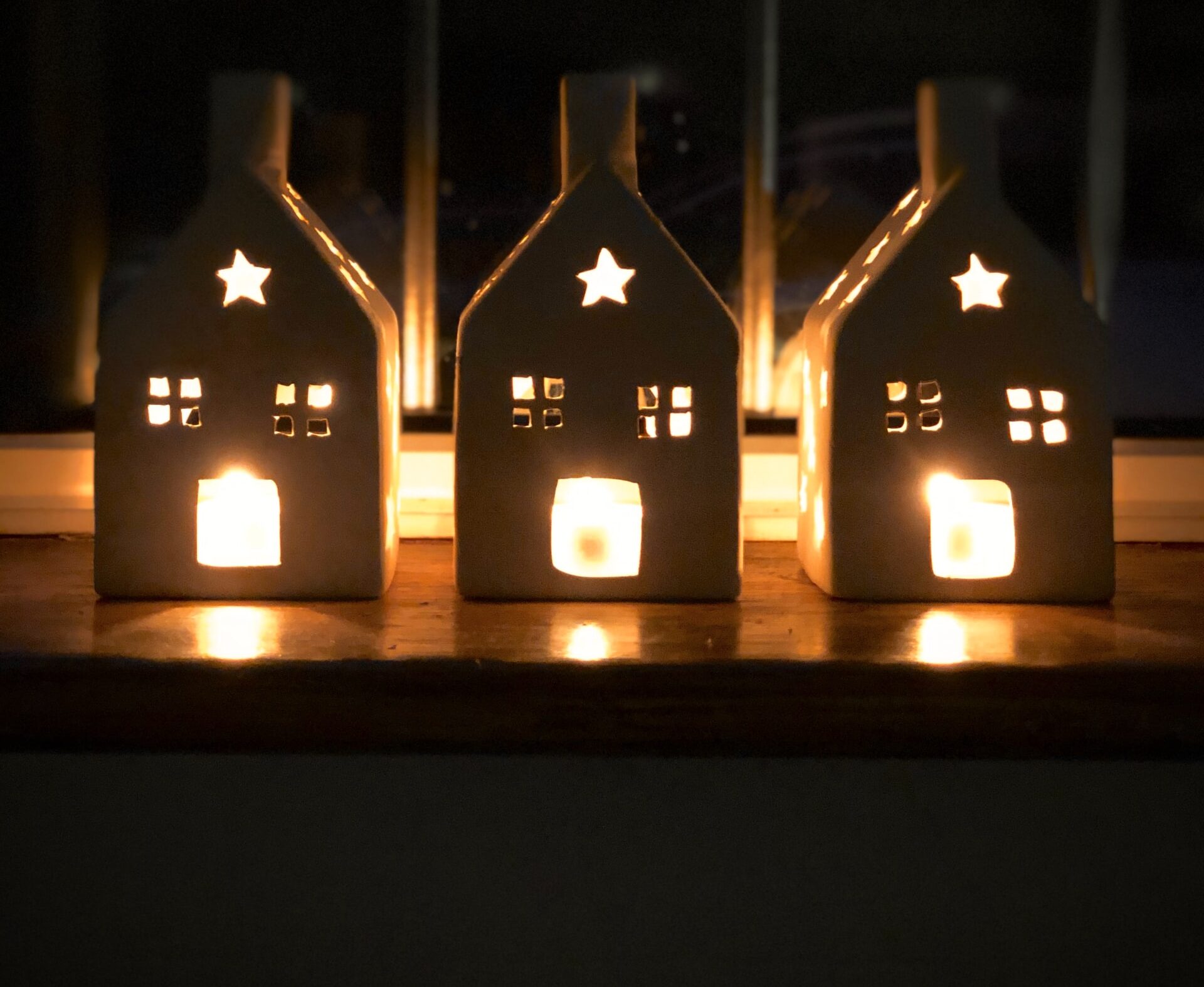 4 Ways Churches Shine Light in Darkness