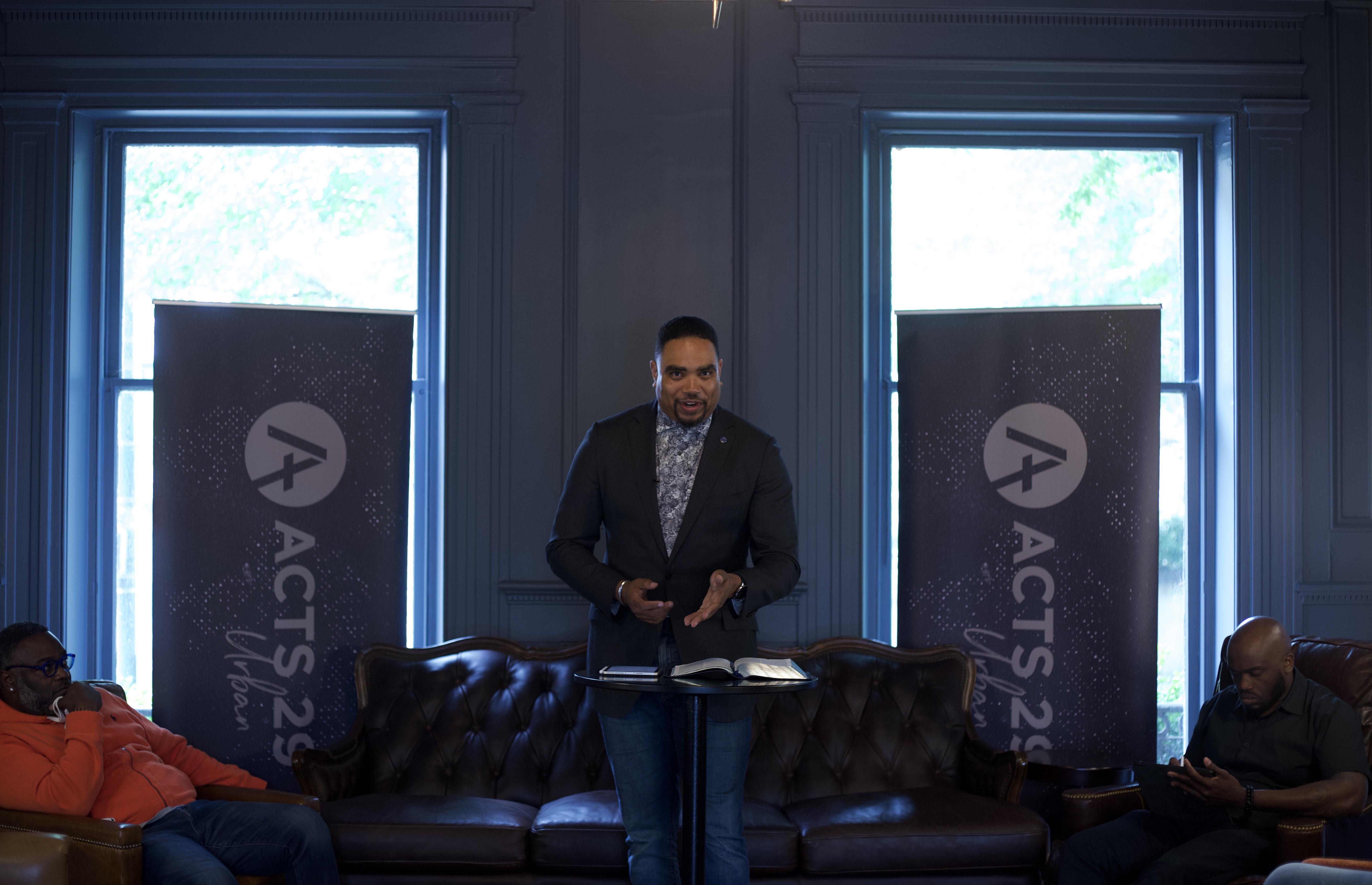 Contextualized Worship: Jon Bibbs